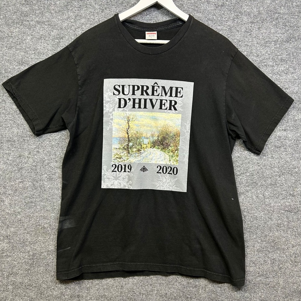 Supreme D'Hiver T-Shirt Men's Black Graphic Short Sleeve Streetwear USA Made - L - Picture 1 of 8